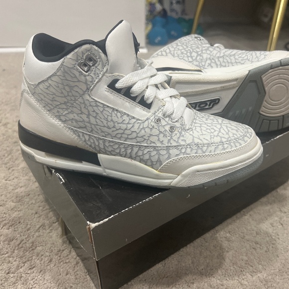 Air Jordan 3 Retro flip - Picture 1 of 5